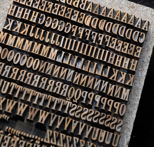 Prägeschrift mm - prägeschrift, 8