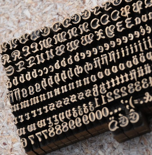 Prägeschrift mm - prägeschrift,